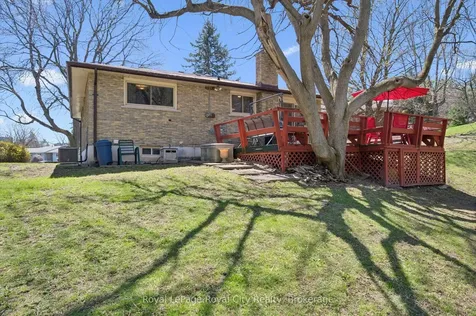 11 Gregory Place Guelph ON N1H 6Y5