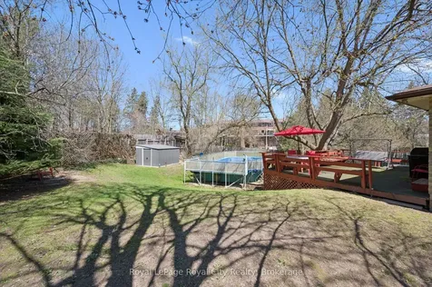 11 Gregory Place Guelph ON N1H 6Y5