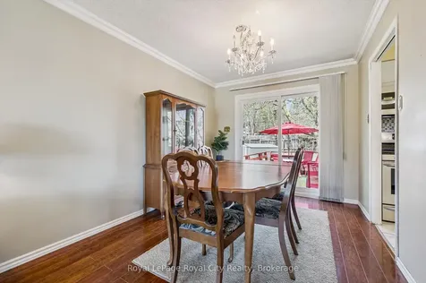 11 Gregory Place Guelph ON N1H 6Y5