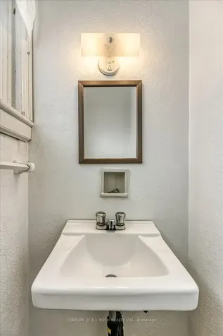 396 Antwerp Avenue Greater Sudbury ON P3C 4M7