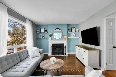 25 Waterton Crescent Kanata ON K2M 1Y8