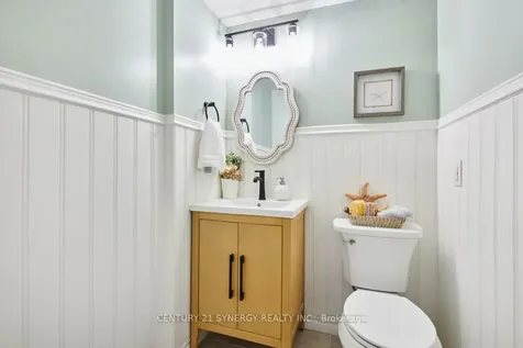 25 Waterton Crescent Kanata ON K2M 1Y8