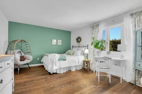 25 Waterton Crescent Kanata ON K2M 1Y8