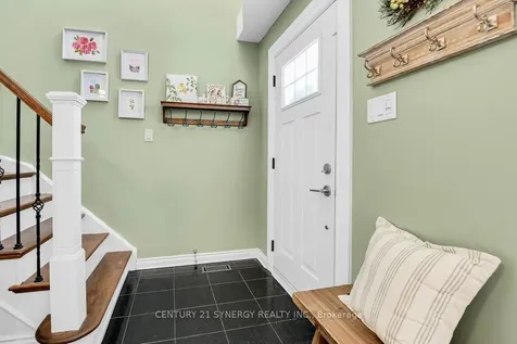 25 Waterton Crescent Kanata ON K2M 1Y8