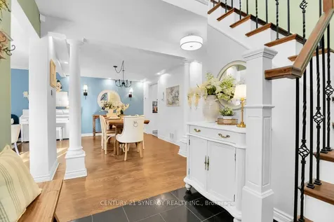 25 Waterton Crescent Kanata ON K2M 1Y8