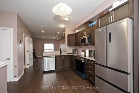 47 Edenrock Drive Hamilton ON L8E 0G6