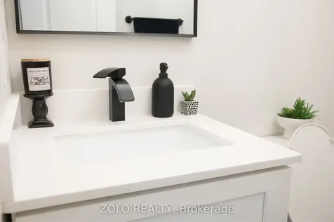 107 Attridge Crescent Hamilton ON L0R 2H7
