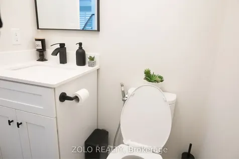 107 Attridge Crescent Hamilton ON L0R 2H7
