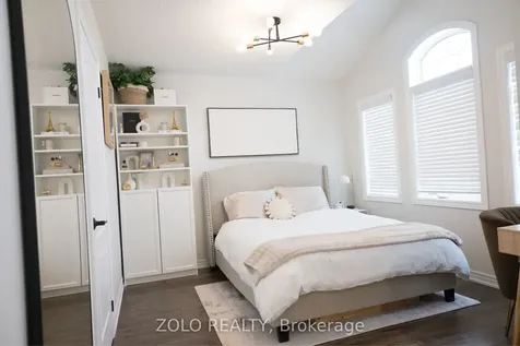 107 Attridge Crescent Hamilton ON L0R 2H7