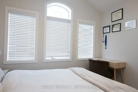 107 Attridge Crescent Hamilton ON L0R 2H7