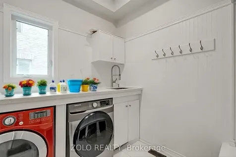107 Attridge Crescent Hamilton ON L0R 2H7