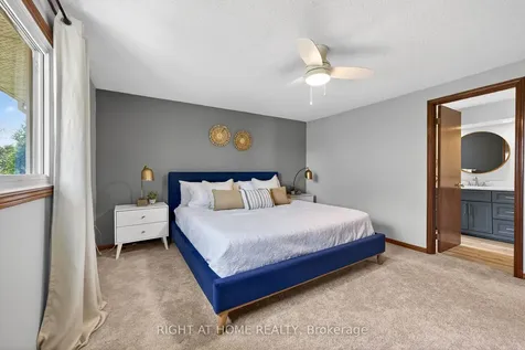 22 Vance Crescent Hamilton ON L8B 0B8