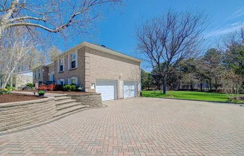 395 Warrington Drive Waterloo ON N2L 2P7