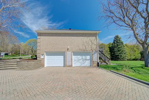 395 Warrington Drive Waterloo ON N2L 2P7