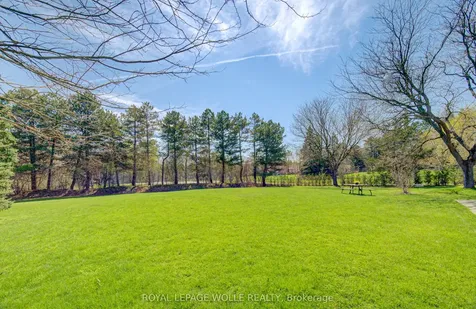 395 Warrington Drive Waterloo ON N2L 2P7