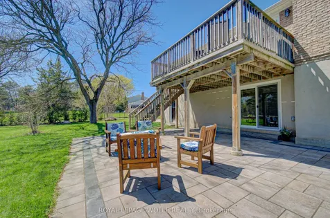 395 Warrington Drive Waterloo ON N2L 2P7