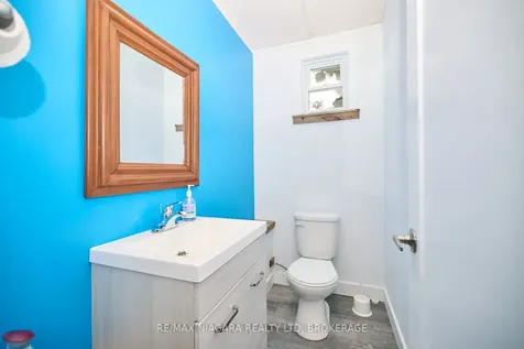 210 Ridgeway Road Fort Erie ON L0S 1B0