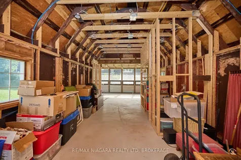 210 Ridgeway Road Fort Erie ON L0S 1B0