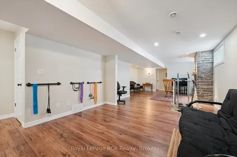 10 Sparberry Street Southgate ON N0G 2L0