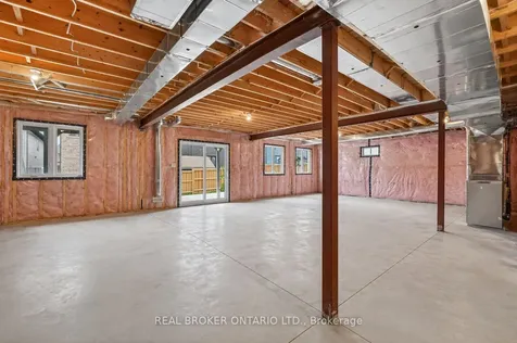 4057 Highland Park Drive Lincoln ON L3J 0S9