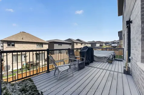 4057 Highland Park Drive Lincoln ON L3J 0S9