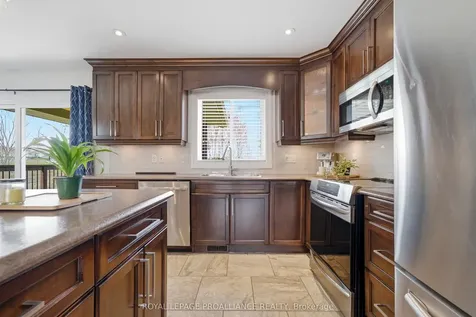 6 Aspen Drive Quinte West ON K8V 0C6