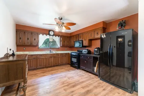 5801 Bossert Road Niagara Falls ON L2E 6S6