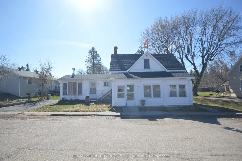 235 Renfrew Avenue W Renfrew ON K7V 2Y7