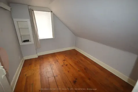 235 Renfrew Avenue W Renfrew ON K7V 2Y7