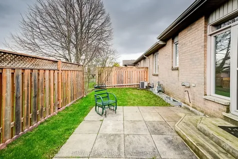 94 Greentrail Drive Hamilton ON L0R 1W0