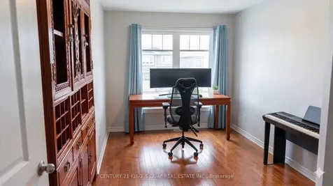 891 Riverview Way Kingston ON K7K 0J4