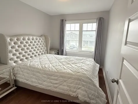 891 Riverview Way Kingston ON K7K 0J4