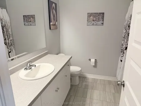 891 Riverview Way Kingston ON K7K 0J4