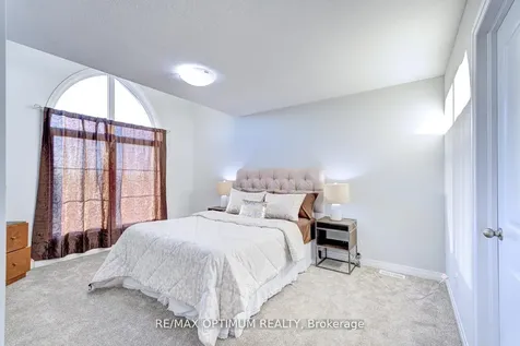 142 Queensbrook Crescent Cambridge ON N1S 0E4
