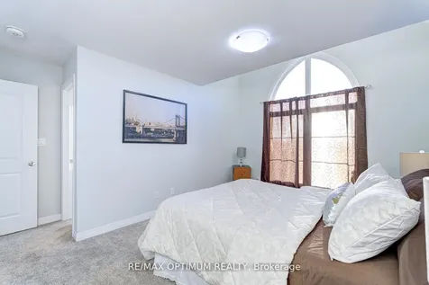 142 Queensbrook Crescent Cambridge ON N1S 0E4