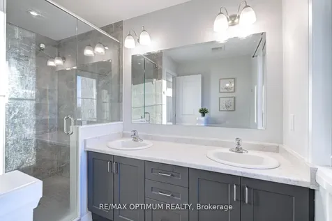 142 Queensbrook Crescent Cambridge ON N1S 0E4