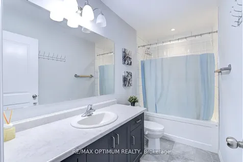 142 Queensbrook Crescent Cambridge ON N1S 0E4