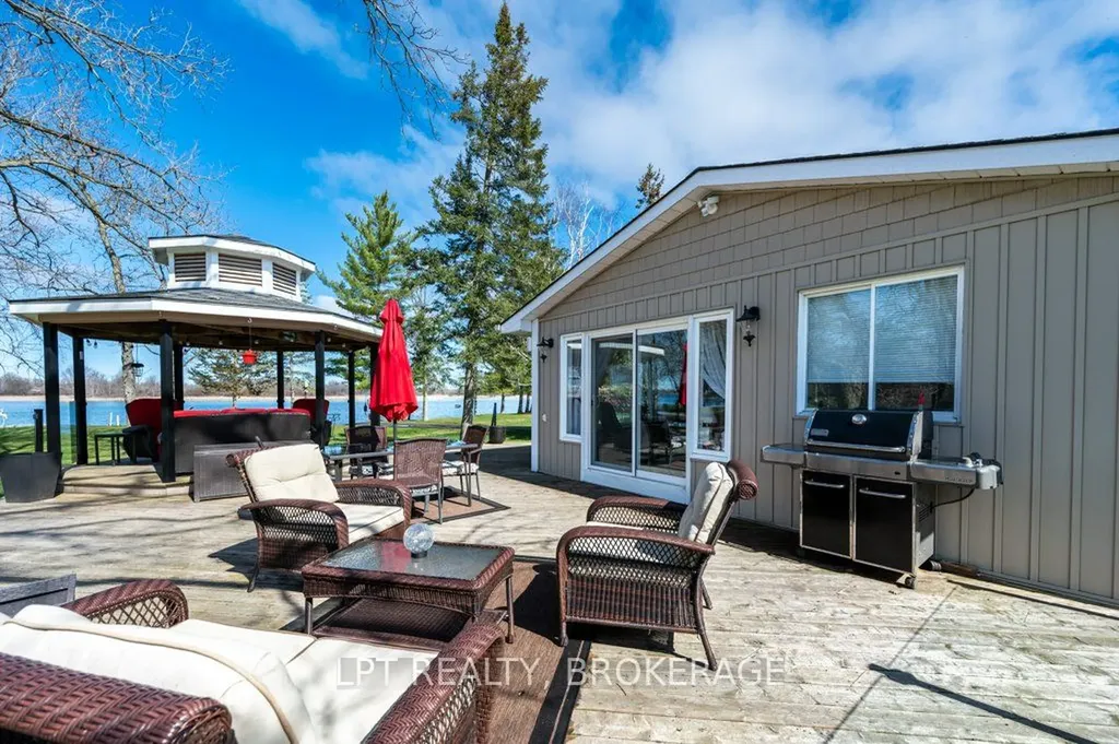 1137I County 9 Road Greater Napanee ON K7R 0E4