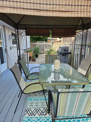 11 Stavebank Road Belleville ON K8P 2N7