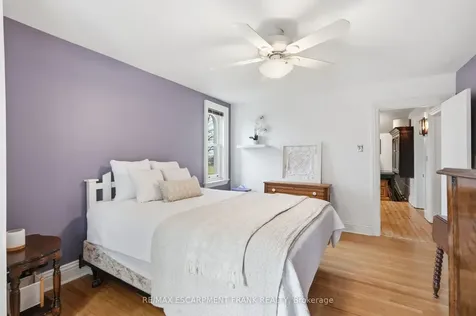 1266 Scenic Drive Hamilton ON L9K 1J6
