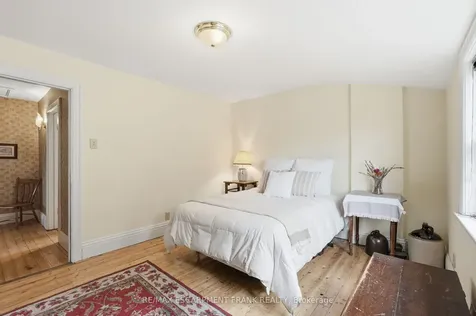 1266 Scenic Drive Hamilton ON L9K 1J6
