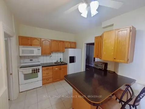 40 Ordnance Street Kingston ON K7K 1G4