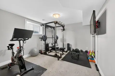 27 Woodburn Drive Quinte West ON K8V 0E1
