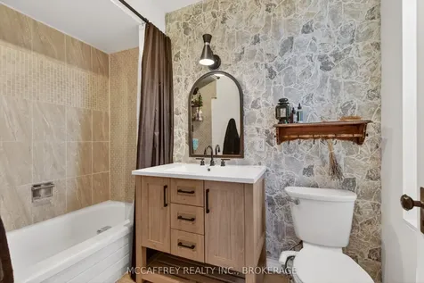 4868 County Road 8 N/a Greater Napanee ON K7R 3K8
