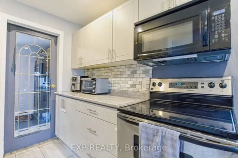 352 Fairfield Avenue Hamilton ON L8H 5H8