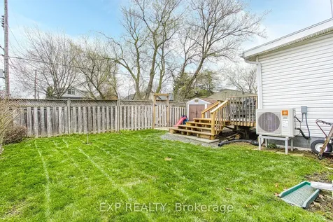 352 Fairfield Avenue Hamilton ON L8H 5H8