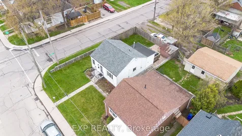 352 Fairfield Avenue Hamilton ON L8H 5H8
