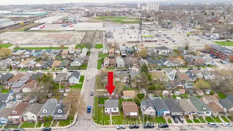352 Fairfield Avenue Hamilton ON L8H 5H8