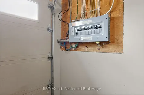 111 King Street East, Unit 14 Street Ingersoll ON N5C 1G8