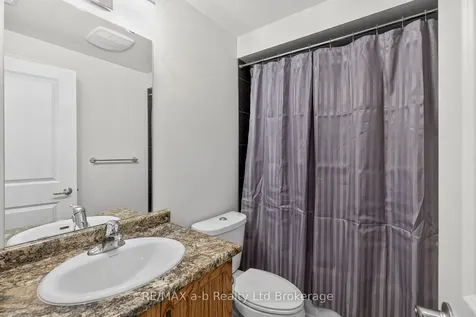 111 King Street East, Unit 14 Street Ingersoll ON N5C 1G8
